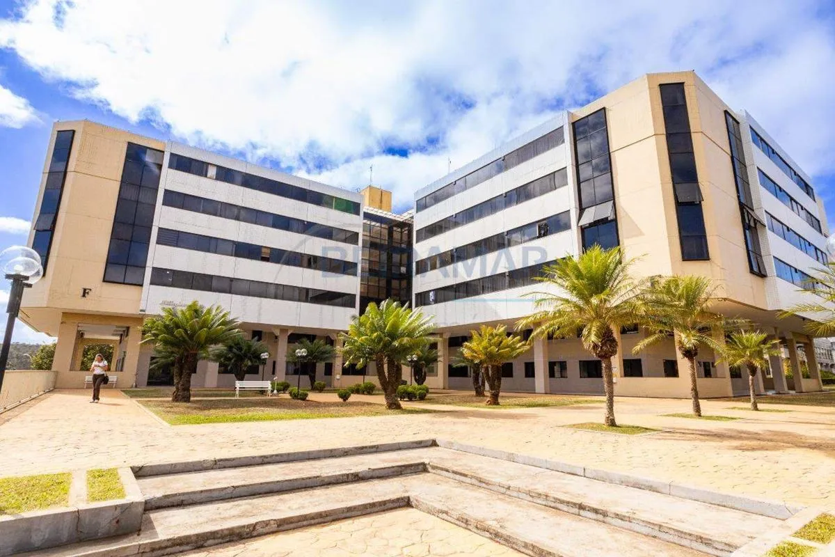 Se você procura um imóvel moderno, totalmente mobiliado e pronto para morar ou i...