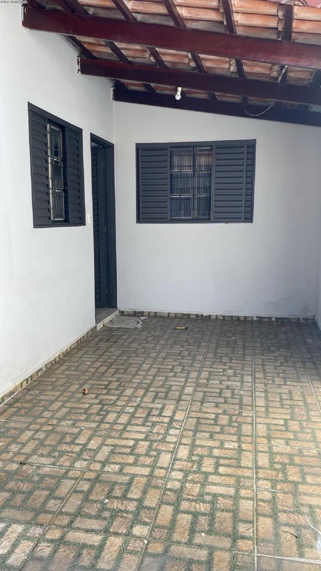 Casa aluguel 2 dormitórios com armários, R$ 2,500,00, Setor Jardim América- Goiâ...