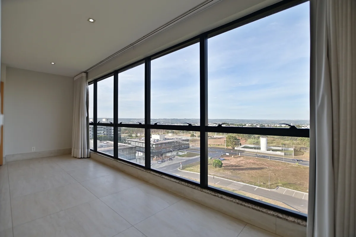 Cobertura Exclusiva com Elevador Privativo e Vista LivreEncante-se com esta belí...