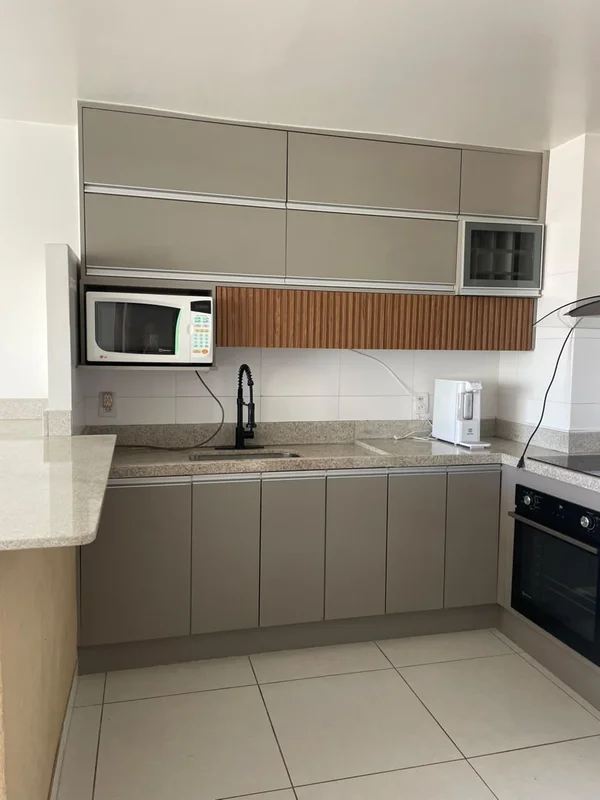 APARTAMENTO COM ARMÁRIOS PLANEJADOSPINTURA NOVAGARAGEMALUGUEL: 2.800,00COND: 660...