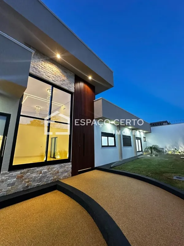 Excelente casa à venda no Residencial Três Marias, imóvel novo, com 03 suítes in...