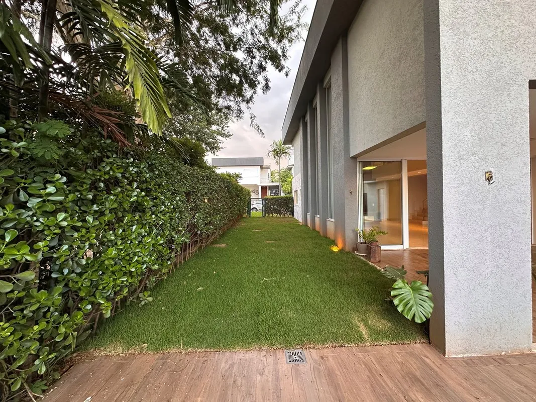 Sobrado em Condomínio à Venda - Jardins Verona | Goiânia - GOValor: R$ 4.000.000...