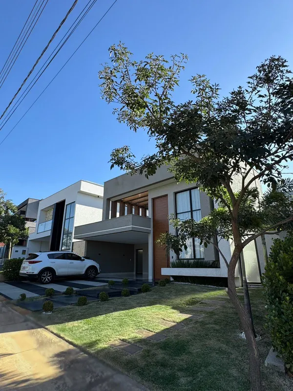 Casa Alto Padrão à Venda - Condomínio Parqville Pinheiros | Goiânia - GOValor: R...
