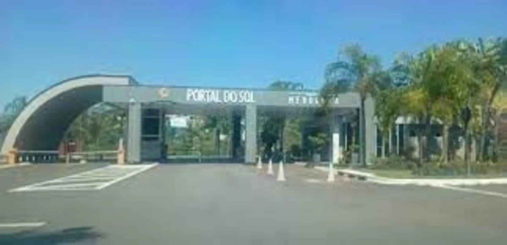 Lote à Venda - Portal do Sol Mendanha | Goiânia - GOValor: R$ 850.000,00Área: 48...