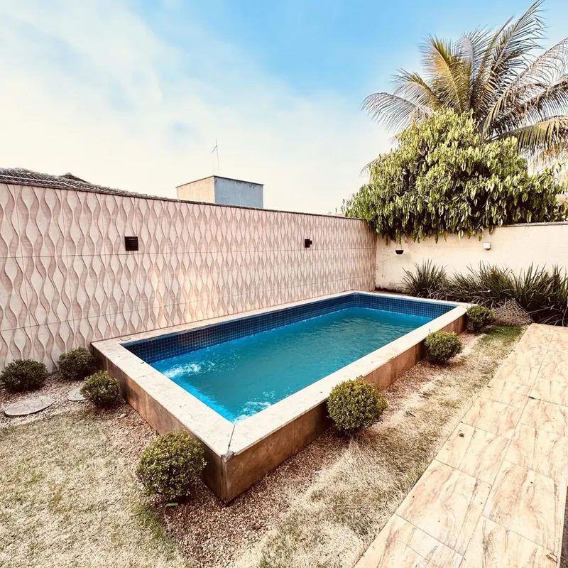 Sobrado de Luxo no Condomínio Jardins Madri - GoiâniaValor: R$ 2.300.000,003 suí...