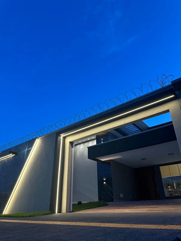 Casa Alto Padrão à Venda - Balneário | Goiânia - GOValor: R$ 1.349.000,00Área co...