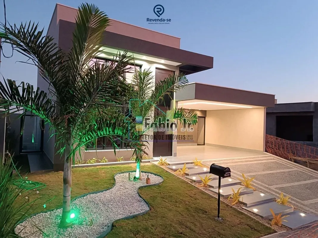 Casa a venda no Condominio Jardins Napoles, Senador Canedo-3 quartos, sendo 3 su...