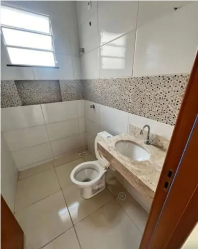 Ágio em Casa em condomínio fechado em Senador Canedo perto de 2 lagos, o 2° maio...