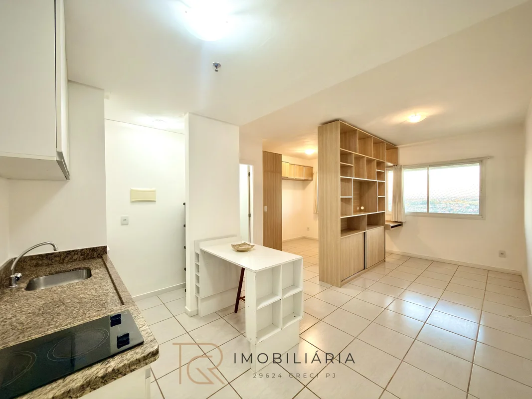 TRG imobiliária ALUGA !Excelente apartamento na Rua 25 Sul, Ed. Park Style em Ág...