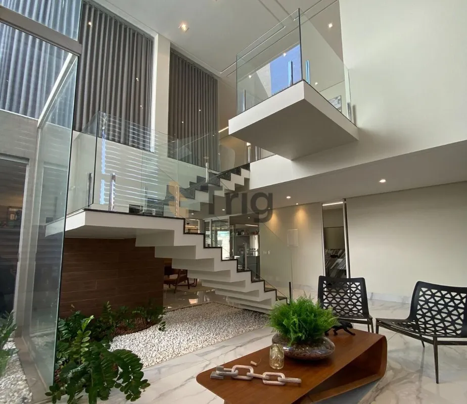 Casa de altíssimo padrão no Residencial Granville, em Goiânia, ideal para quem b...
