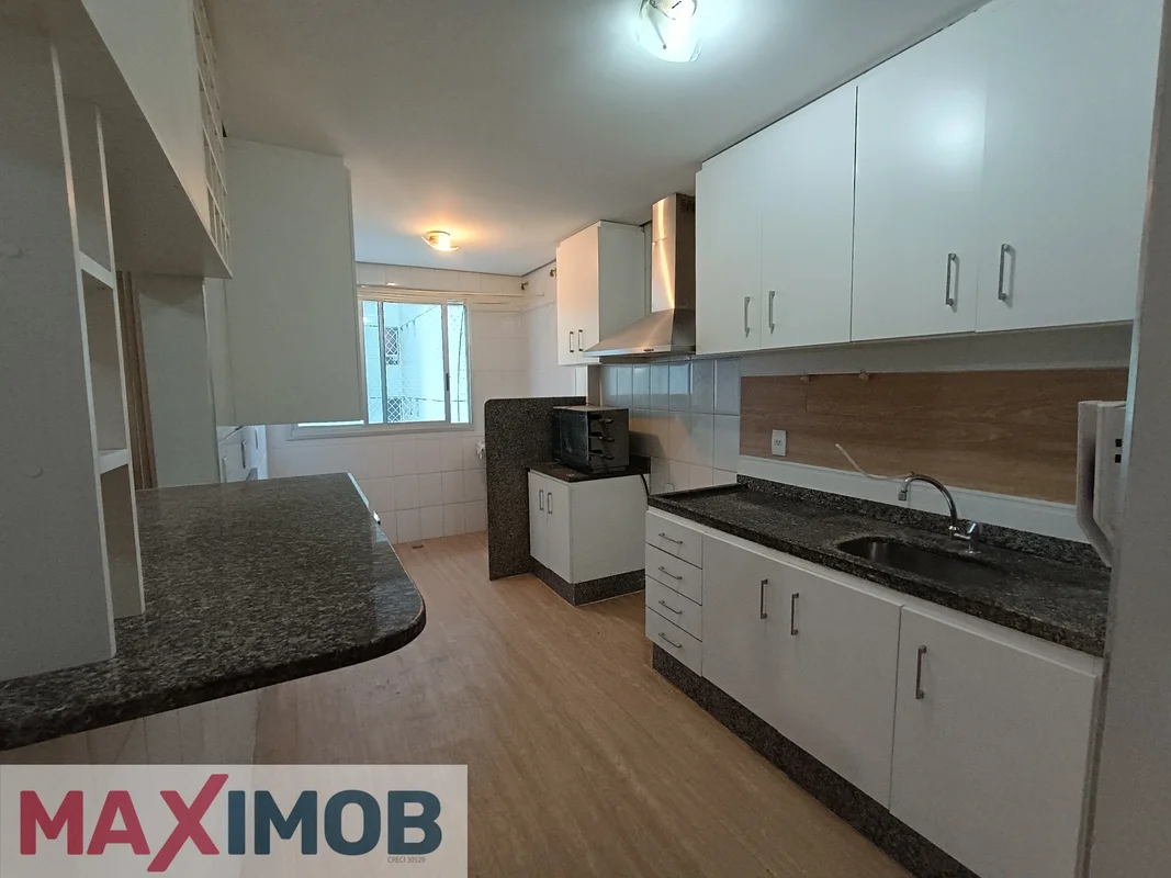 Residencial Manhattan, Rua 21 Sul, em frente ao Águas Claras Shoping e a 200 mts...