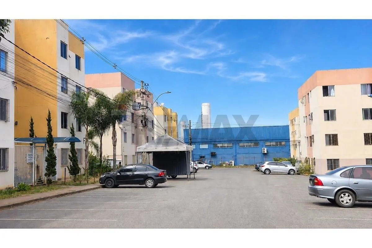 Descubra este encantador apartamento à venda, localizado no coração do Paranoá P...