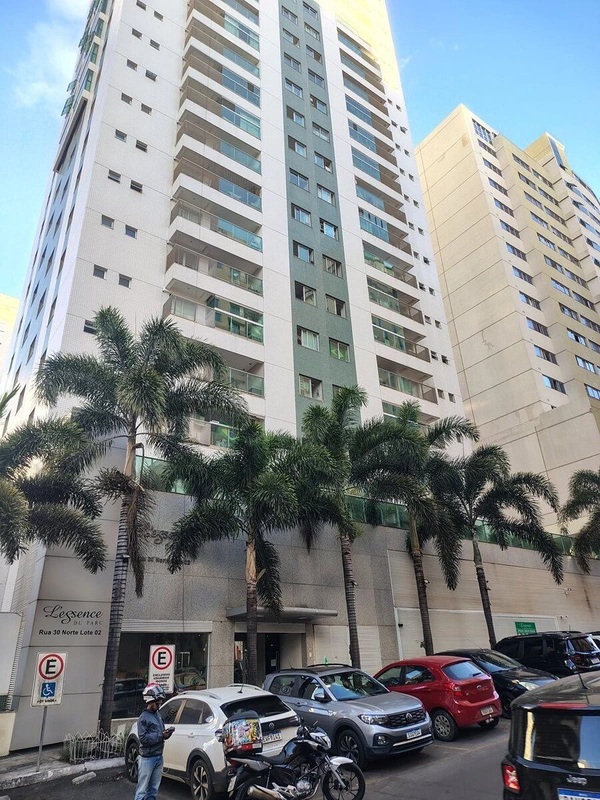 Alugamos ótima Loja n Rua 30 Norte, Lote 02 - Ed. Lessence Du Parc, composta de:...