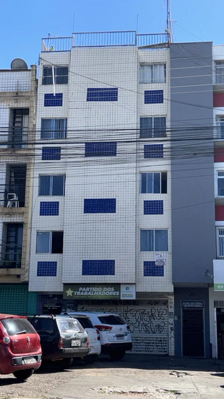VENDE-SE EXCELENTE, APARTAMENTO DE 1 QUARTO COM SALA, COZINHA E BANHEIRO, FUNDOS...