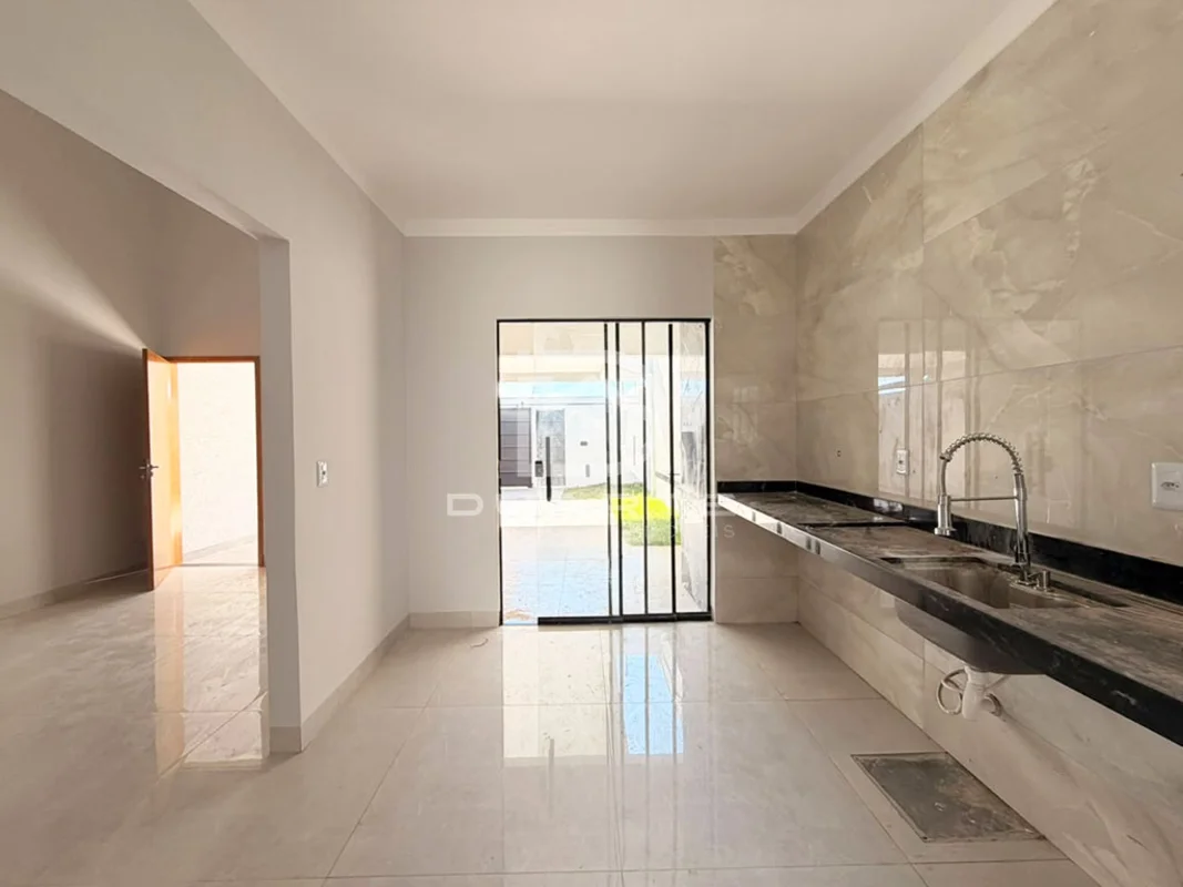 Casa SEM ENTRADA em bairro Campos do Jordão, com:* 03 quartos, sendo 01 suíte;* ...