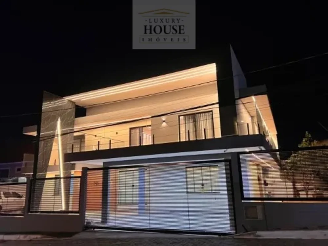 Apaixone-se por este confortável apartamento no Condomínio Colônia Agrícola Água...