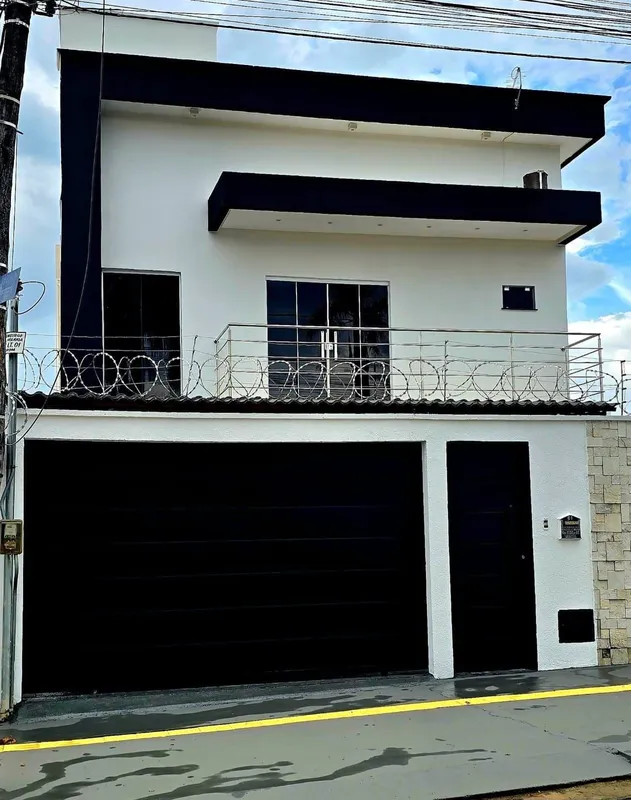 Este excelente sobrado, localizado no bairro Jardim Europa em Goiânia, é uma opo...