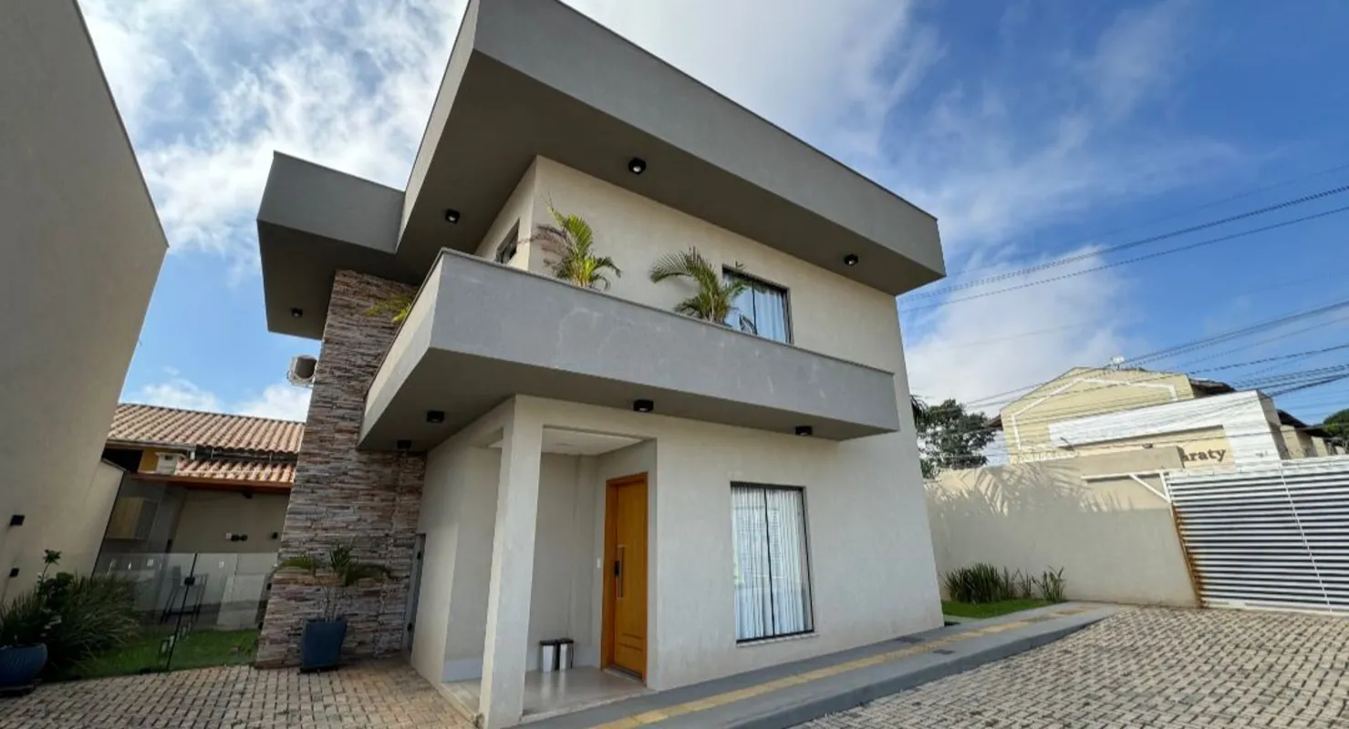 Residencial Villa Bourbon Setor Jardim ImperialEste sobrado para venda em Aparec...