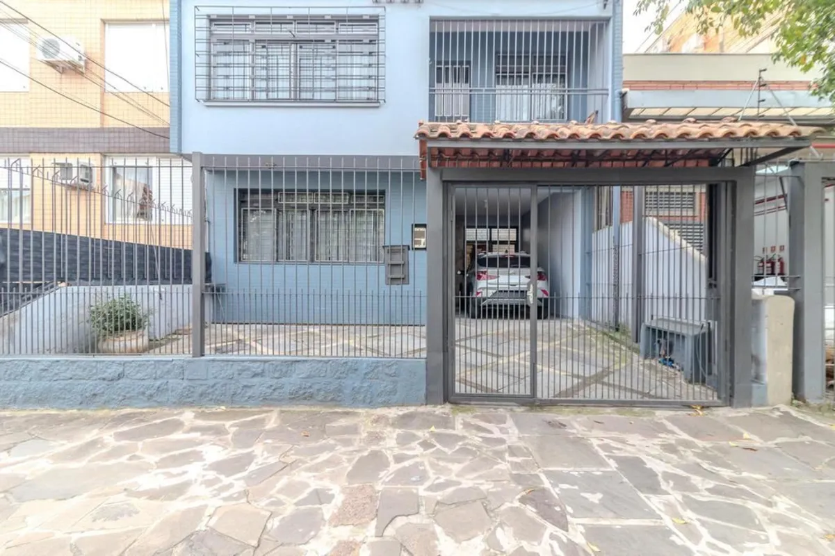 Encante-se com este imóvel versátil, localizado em uma das regiões mais estratég...