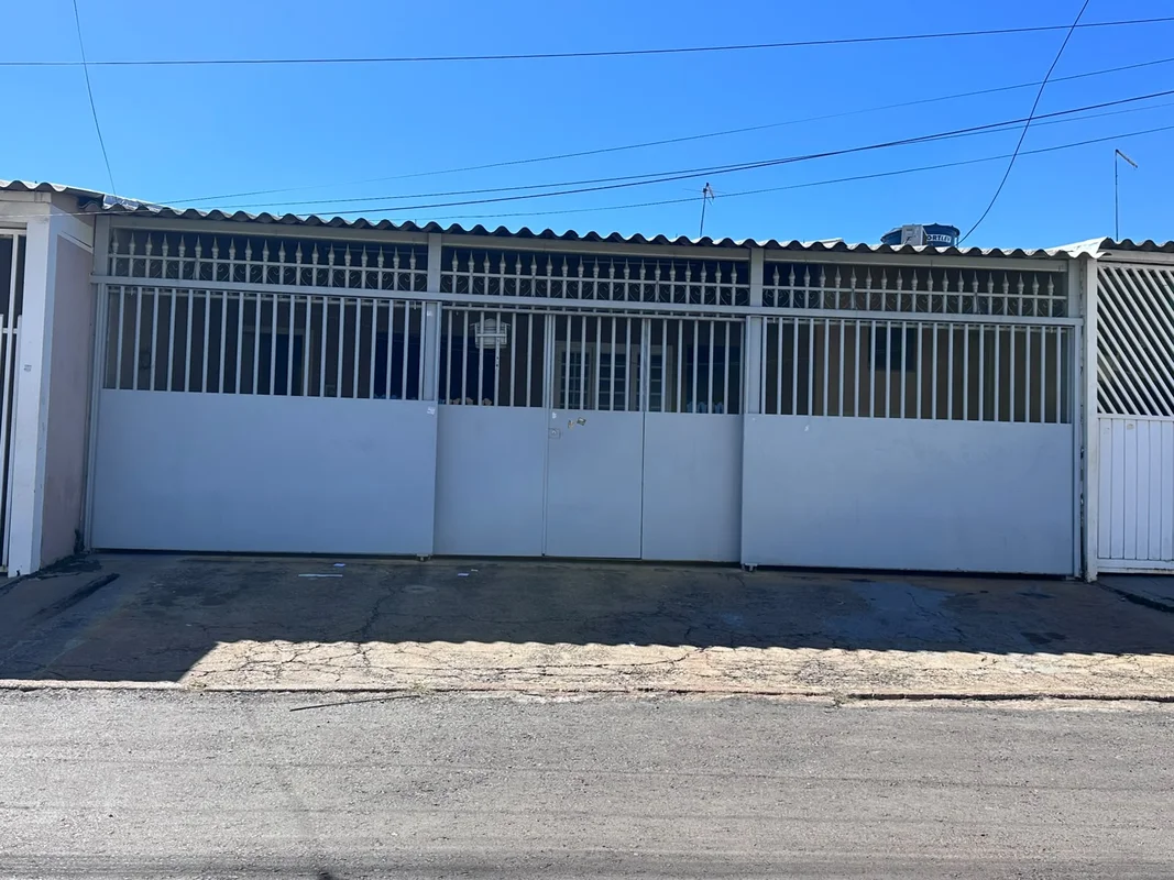 OPORTUNIDADE EM CEILÂNDIA SUL! DUAS CASAS NO MESMO LOTE (QNN 24)Perfeito para mo...