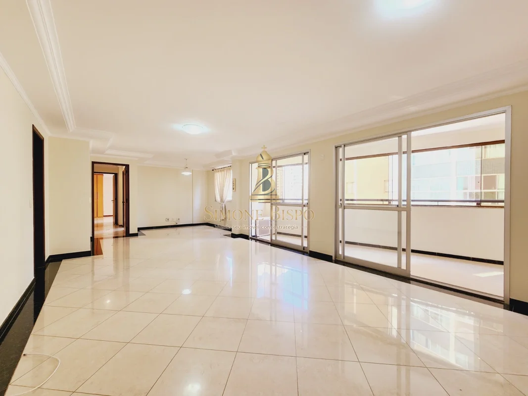 Descubra um apartamento aconchegante na Avenida Flamboyant, no bairro NORTE, em ...
