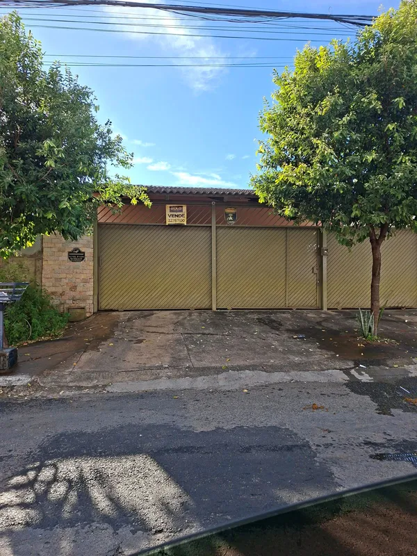 Terreno no Jardim América localizado próximo a T-63Área total do terreno: 481 m²...