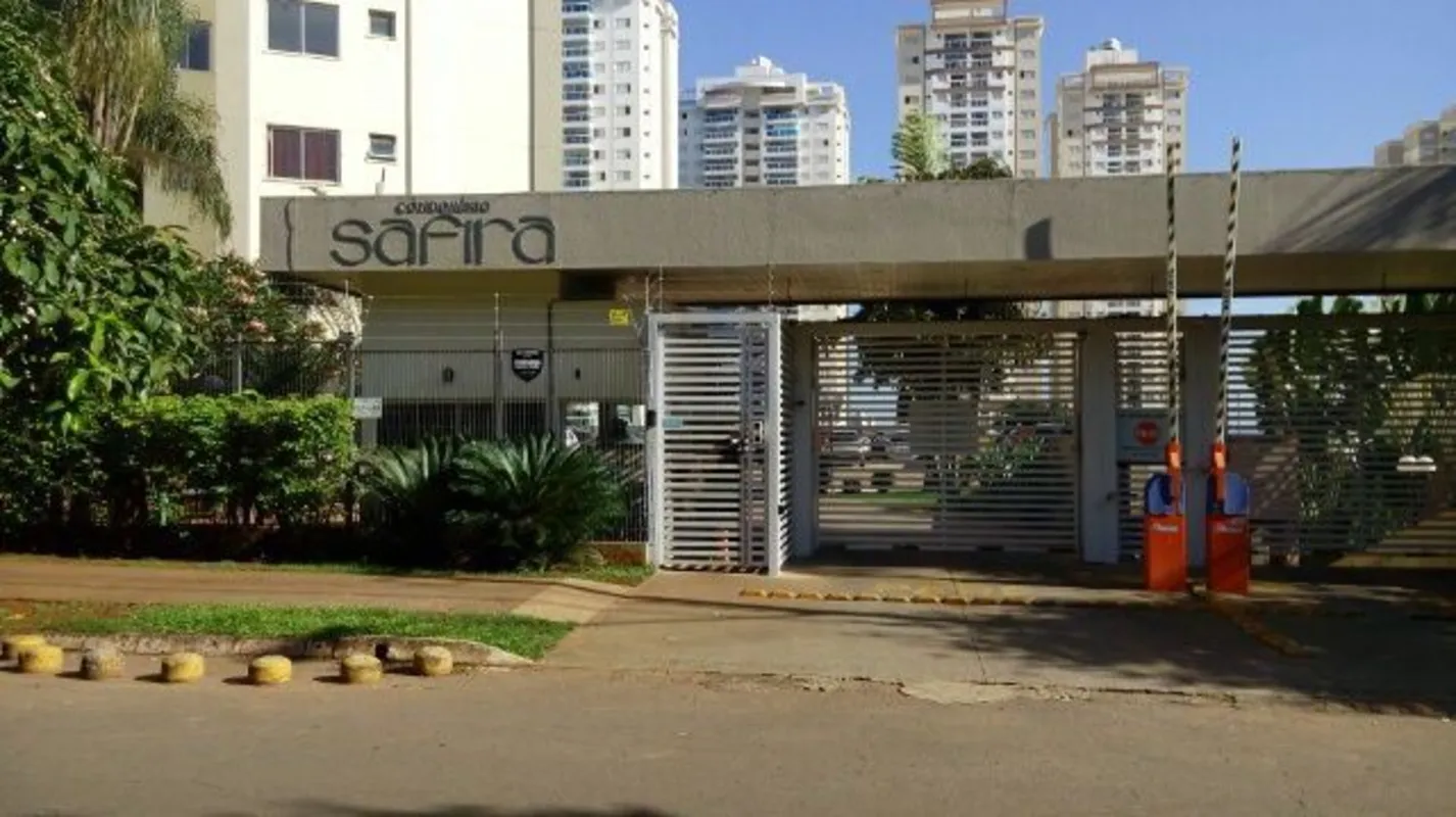 02 QUARTOS, BANHEIRO SOCIAL, SALA, COZINHA COM ARMÁRIOS, ÁREA DE SERVIÇO, SACADA...