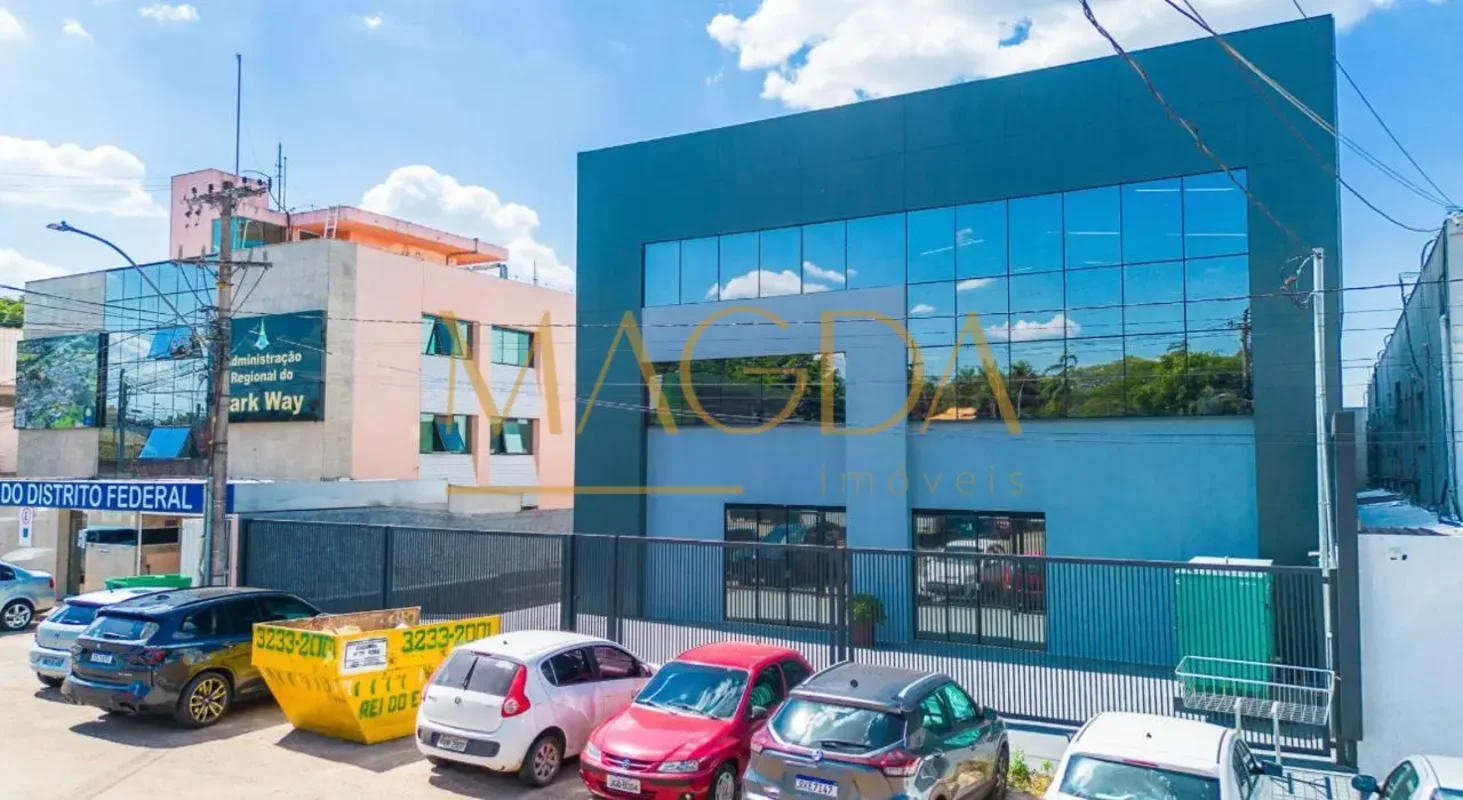 Vende-se um dos melhores prédios do Distrito FederalLocalizado no Setor de Indús...