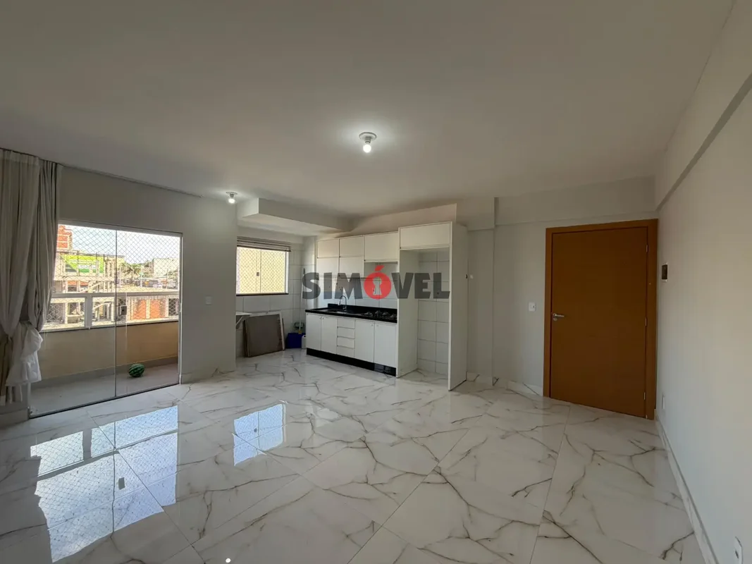 70m², 2 quartos, suíte, varanda, garagem, elevador, Residencial Royal I - R$: 38...