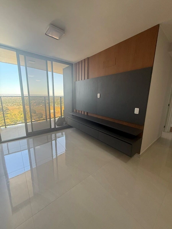 Primeira locação, com marceneira , vista livre. Informações: 98611-6997 Rosa 07/...