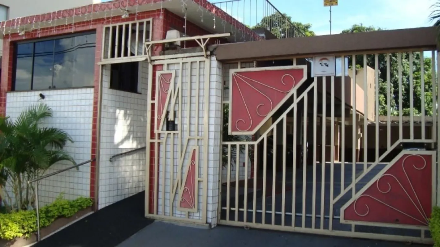 Apartamento para locação no Edifício Salsalito, em excelente localização na Aven...