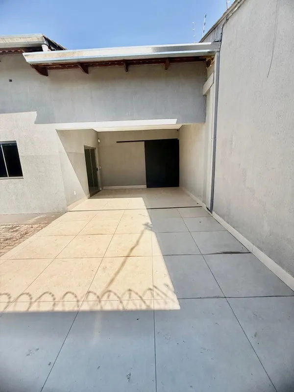 Casa à Venda no Setor Faiçalville – Goiânia Localizada em uma das regiões mais v...