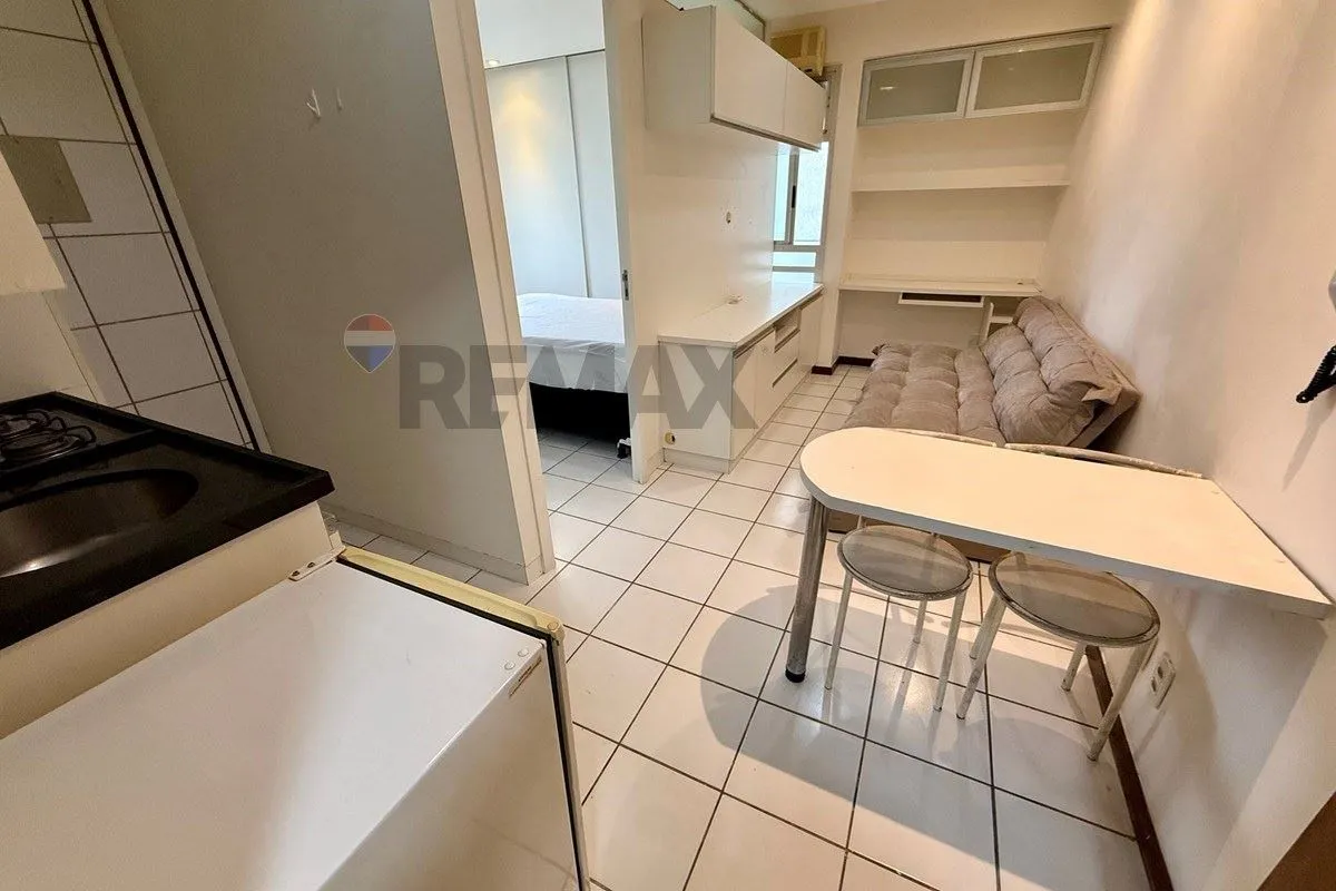 RE/MAX Pater apresenta Kitnet à venda no Sudoeste, na CCSW 04 Bloco B 2o Andar n...