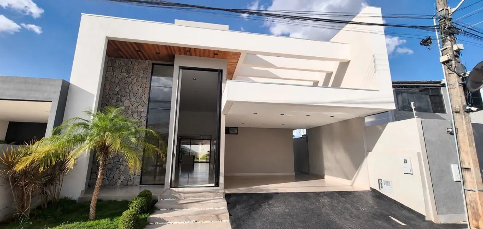 Investimento: R$ 1.190.000,00 Não aceita financiamento Localização: Arniqueiras ...