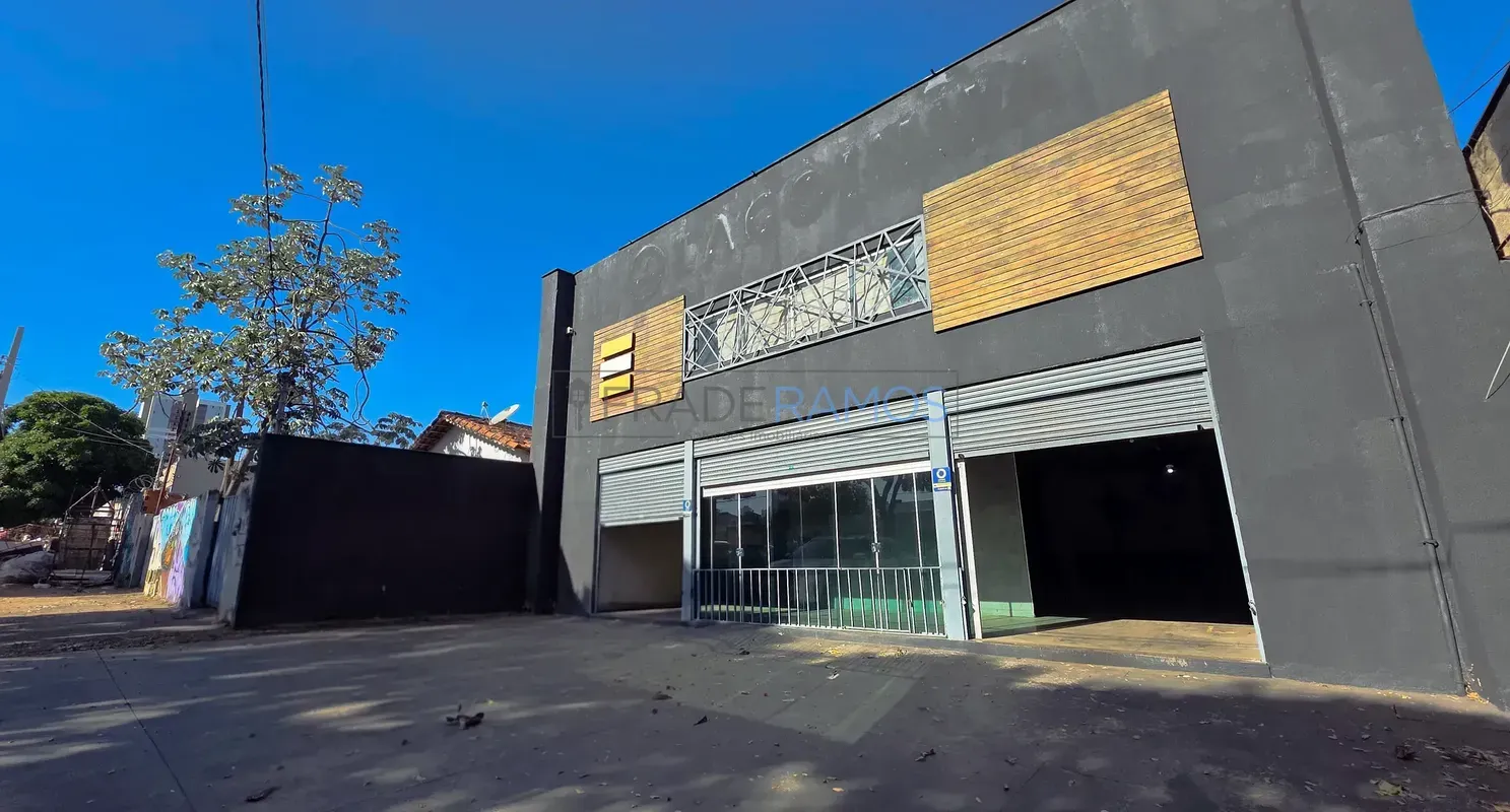 Localizado no Parque Amazônia com área construída de 490m² e a apenas 1 minuto d...