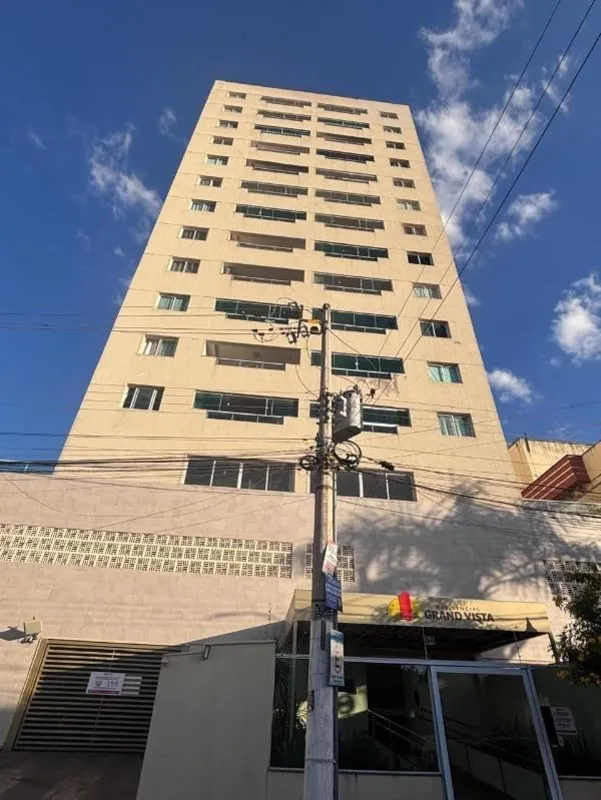 HENRIQUE: 9 8 1 9 8-4 2 4 0 (whatsapp) Apartamento no 10º andar na C-82, Residen...