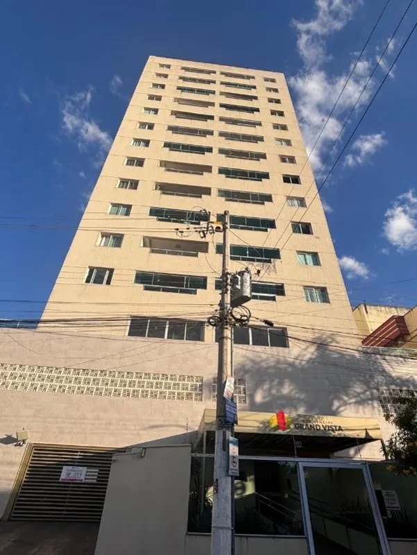 HENRIQUE: 9 8 1 9 8-4 2 4 0 (whatsapp) Apartamento no 10º andar na C-82, Residen...