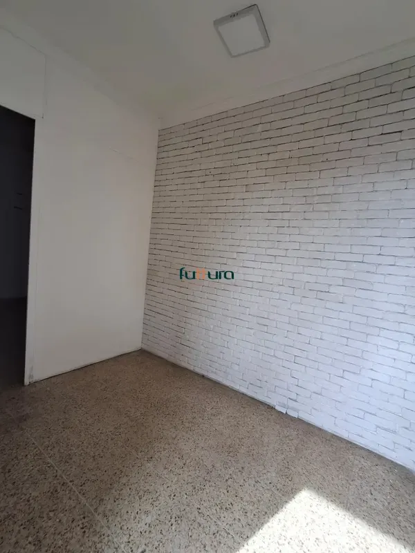 Sala Comercial para Locação Ed. Eldorado CenterExcelente sala comercial com 45 m...