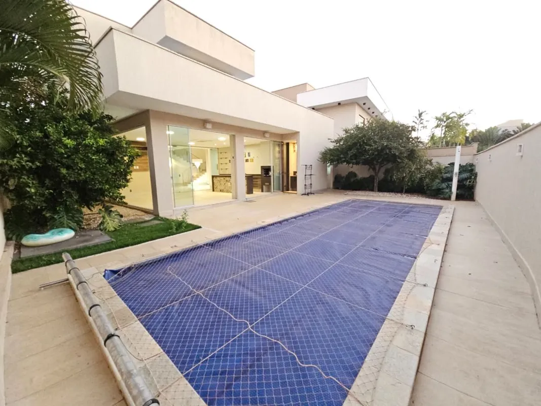 Sobrado de Alto PadrÃ£o Ã  venda no Jardins Verona com 265 mÂ² de Ã¡rea construÃ...