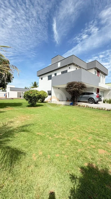 VENDE -SE CASA DE ALTO PADRÃO - VILLAGGIO BAIOCCHIBelíssima casa 4 quartos sendo...