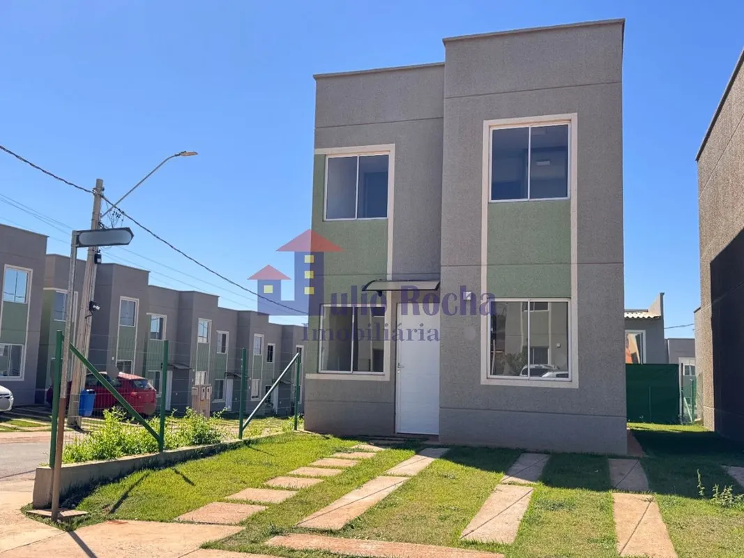 JULIO ROCHA IMOBILIÁRIA ALUGA!CASA REFORMADA NO ALTO MANGUEIRAL, COND. ALTO DA F...