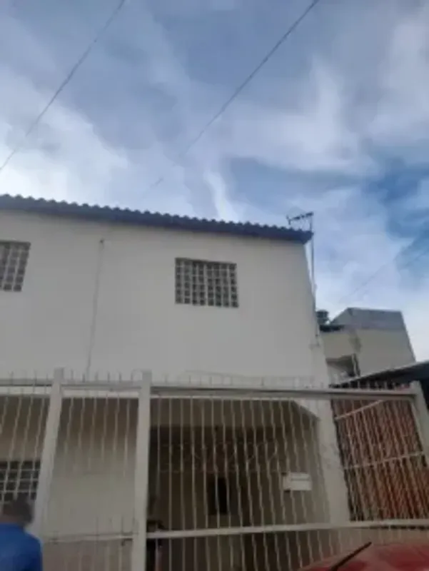 Alugo Apartamento na Quadra 406 conjunto W, no Recanto das Emas com, cozinha/sal...