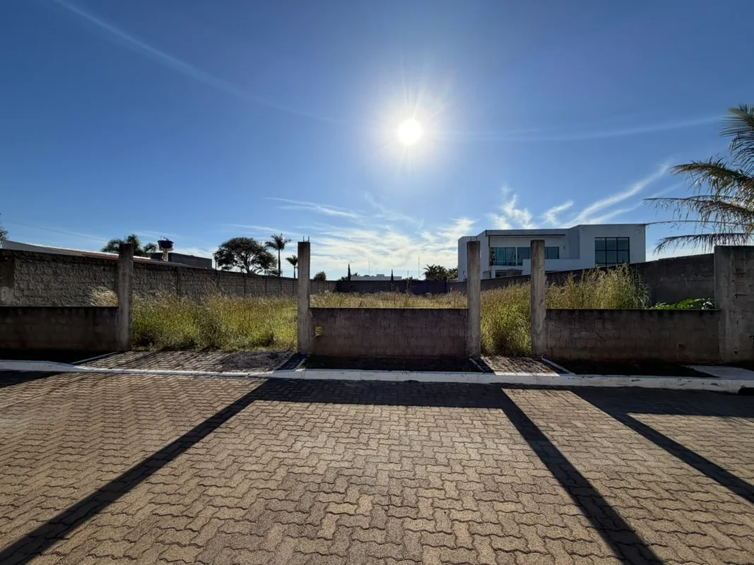 Lote ponte alta norte Condomínio fechado Rua JK (rua da Brasnica) Metragem: 800m...