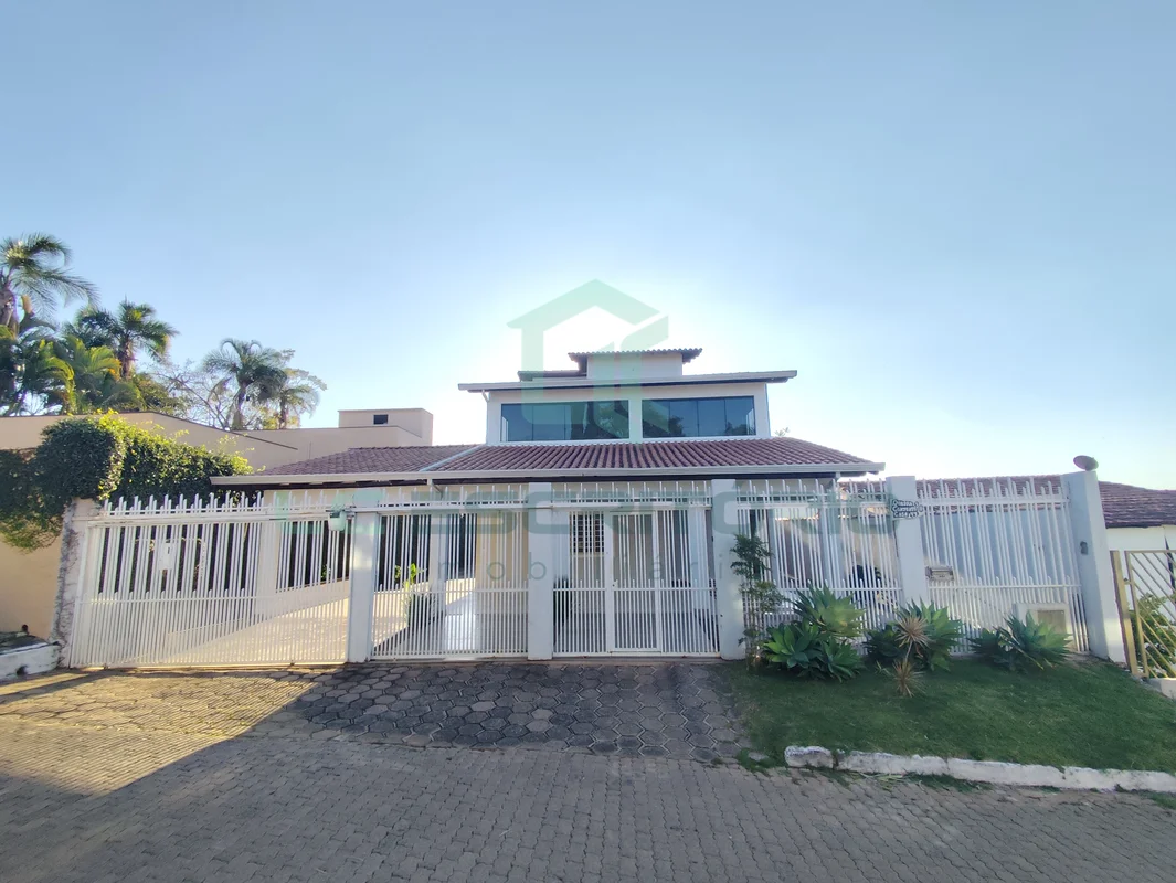 Excelente casa para locação no Cond. Império dos Nobres - Sobradinho DF:- 04 qua...