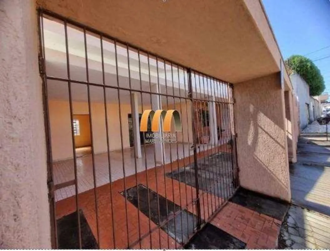 Excelente casa para aluguel no Bairro Jundiaí, Anápolis/GO, posição de frente. S...