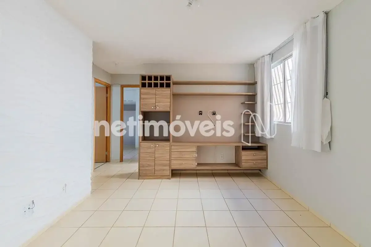 Apartamento 02 Quartos | Garagem Coberta | Aceita Financiamento e Permuta | Riac...
