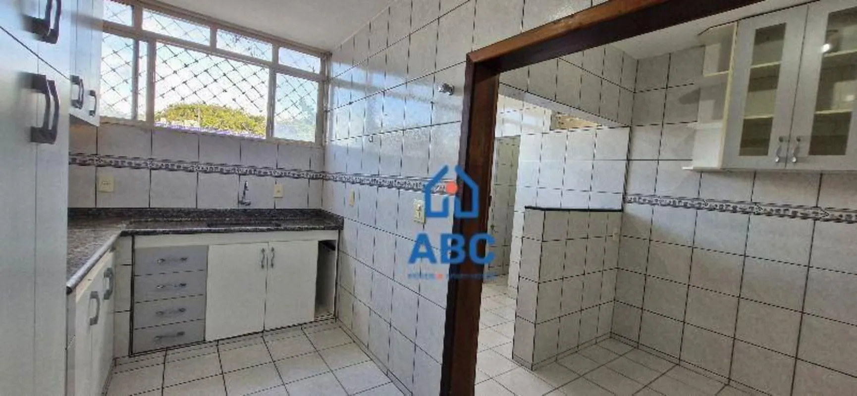 Endereço: SQS 410 BLOCO I APTO 301, ASA SULVENDA, LOCAÇÃO OU PERMUTALindo aparta...