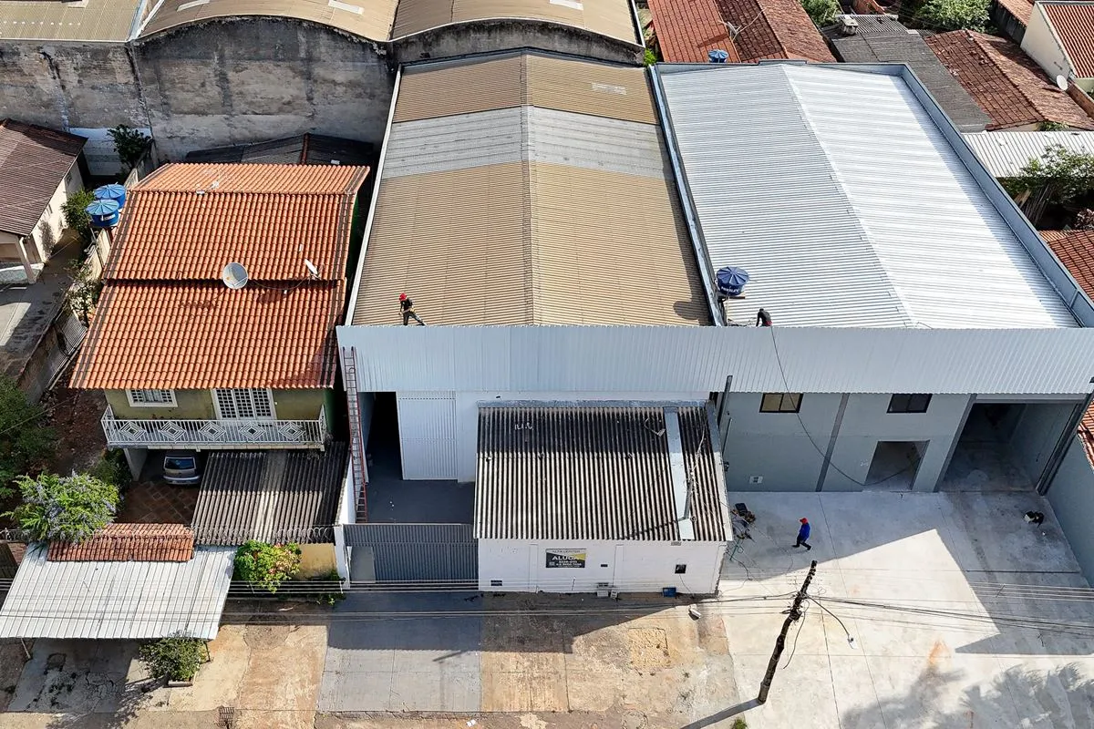 Excelente oportunidade de galpÃ£o comercial disponÃ­vel no Setor CÃ¢ndida de Mor...