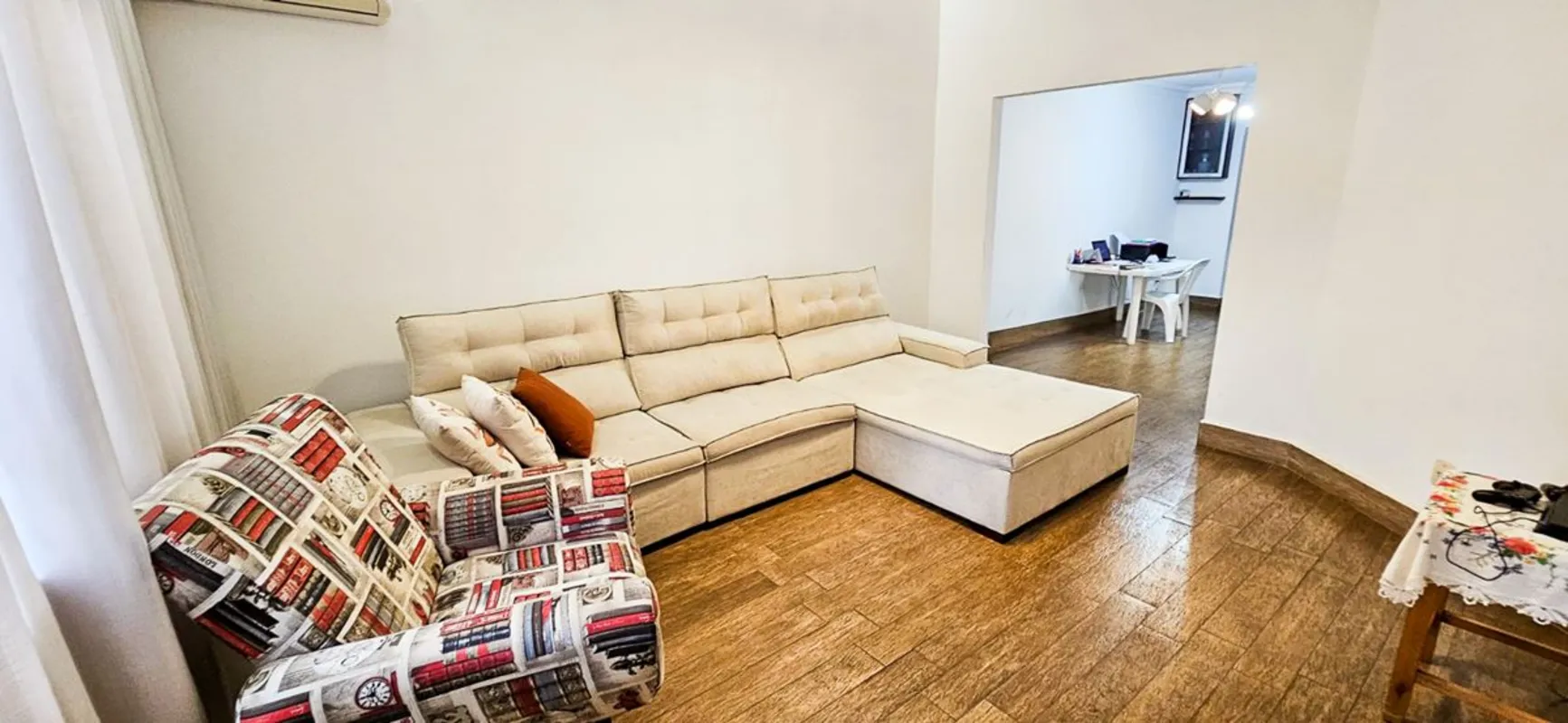 Excelente casa Ã  venda no CondomÃ­nio PÃ¡tio Andaluz, localizada no bairro ChÃ¡...