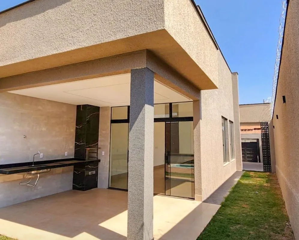 Apresentamos uma excelente casa Ã  venda no Residencial MarÃ­lia, em Senador Can...
